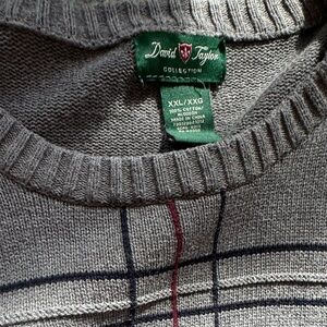 XXL MEN’S PLAID SWEATER